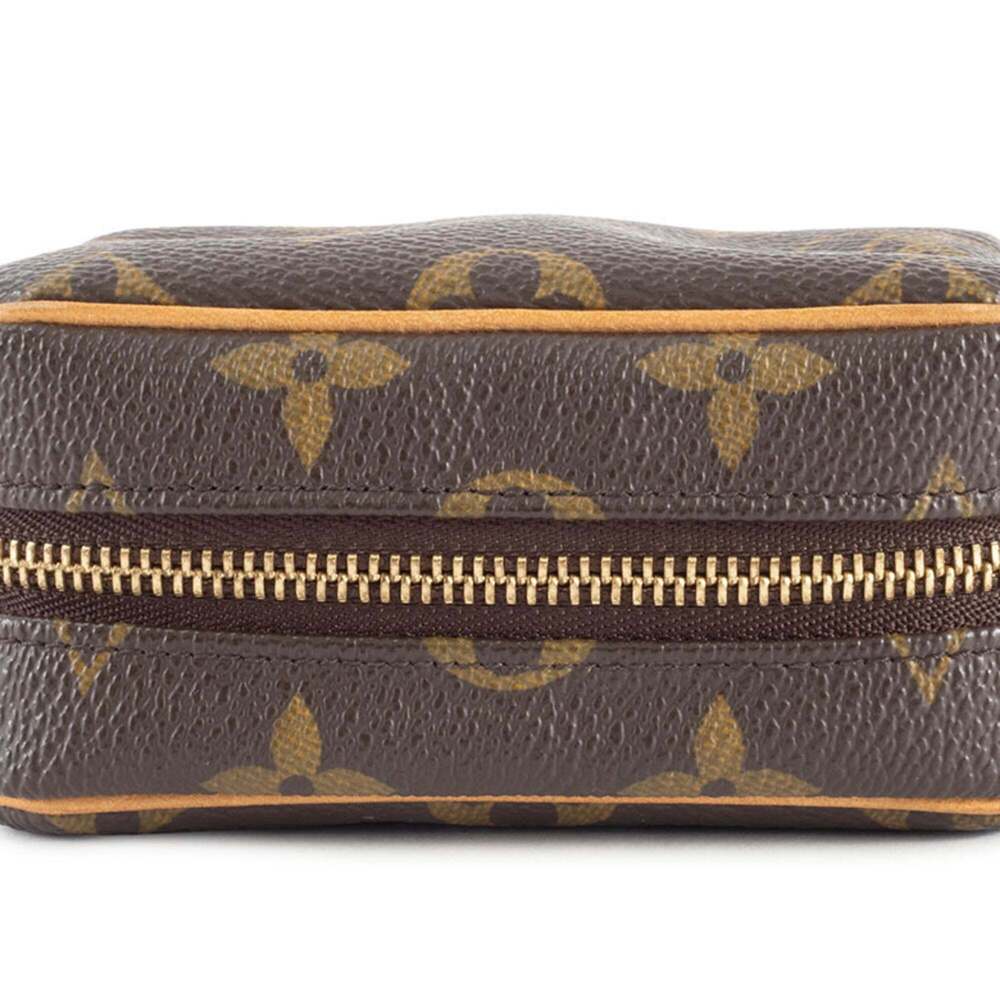 LOUIS VUITTON Brown Monogram Canvas Pouch - Picture 5 of 16